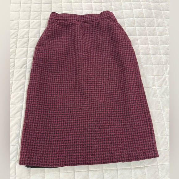 Vintage Giorgio Sant'Angelo Wool Skirt Houndstooth Red & Black/size 6 - Picture 7 of 10